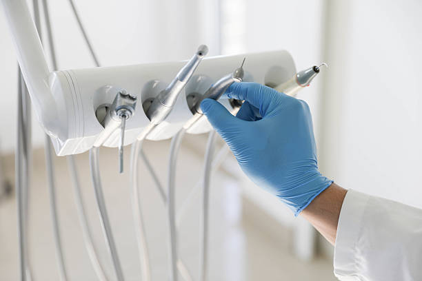 Professional Emergency Dentist technician working in Laurel Hill, VA